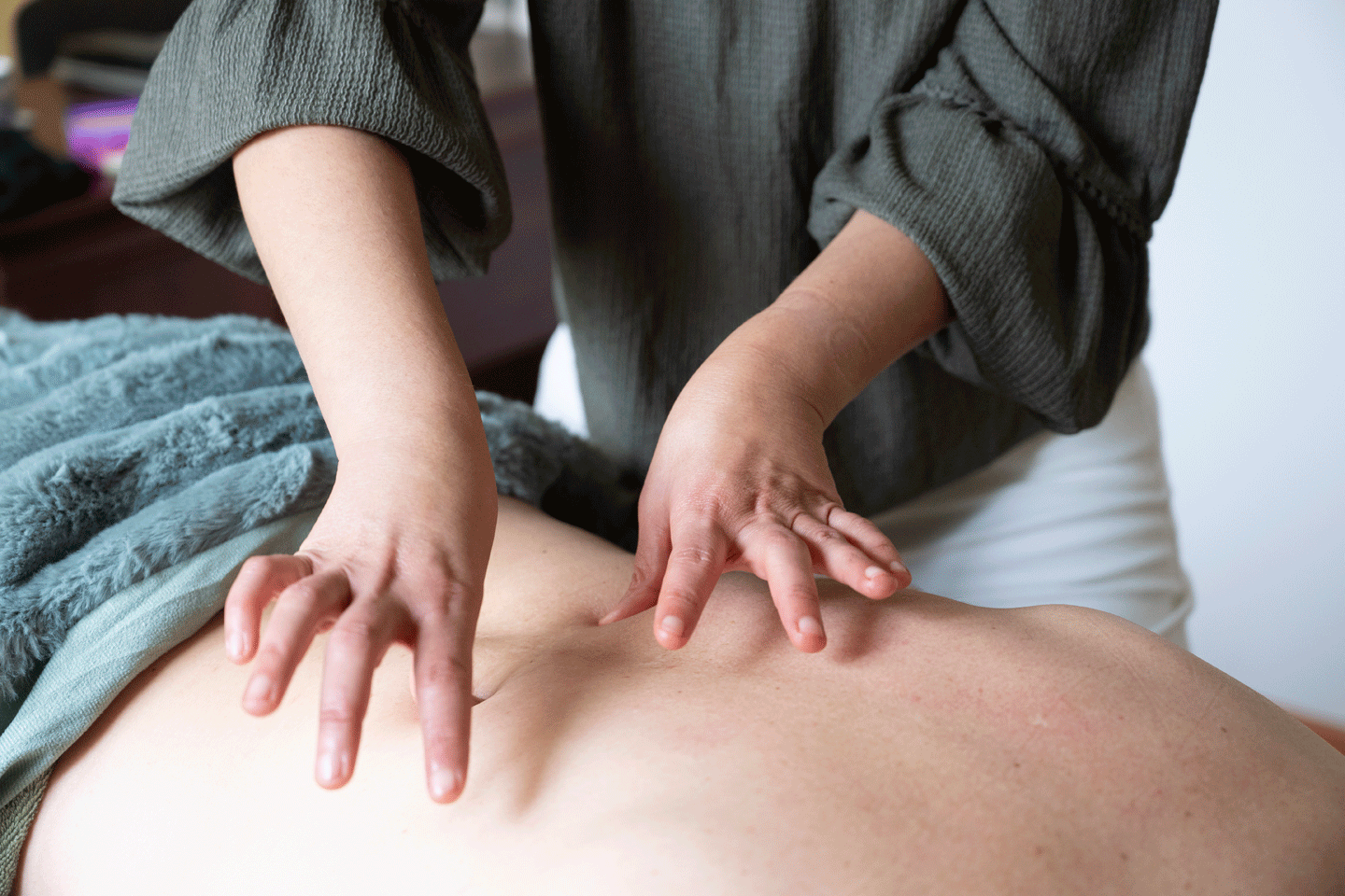 patricia_mareau_massages_massage_dos_jambes